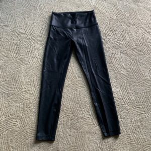 Lululemon Shimmer Ankle length Leggings Size 6